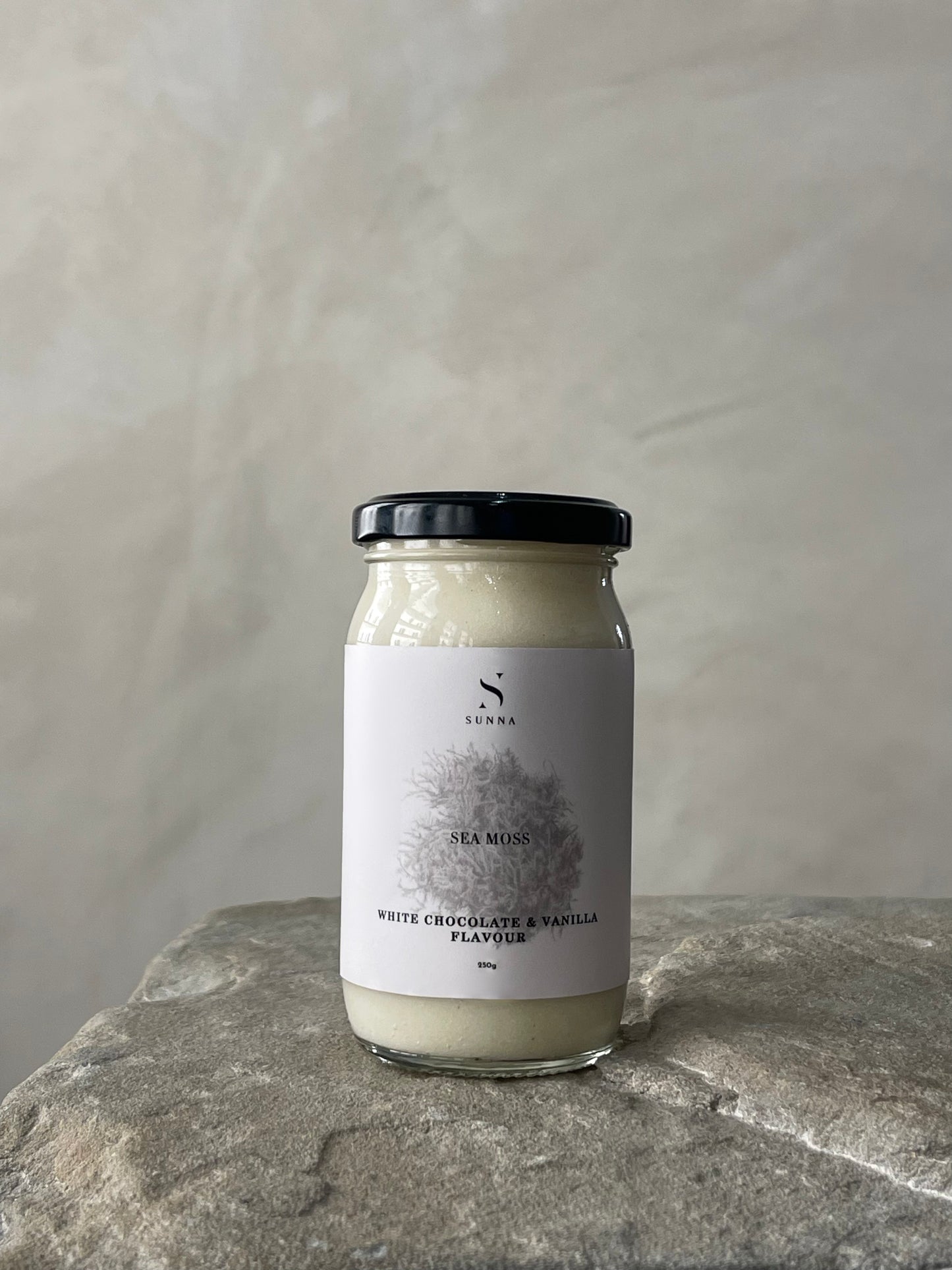 Sea Moss (white chocolate and vanilla flavour)
