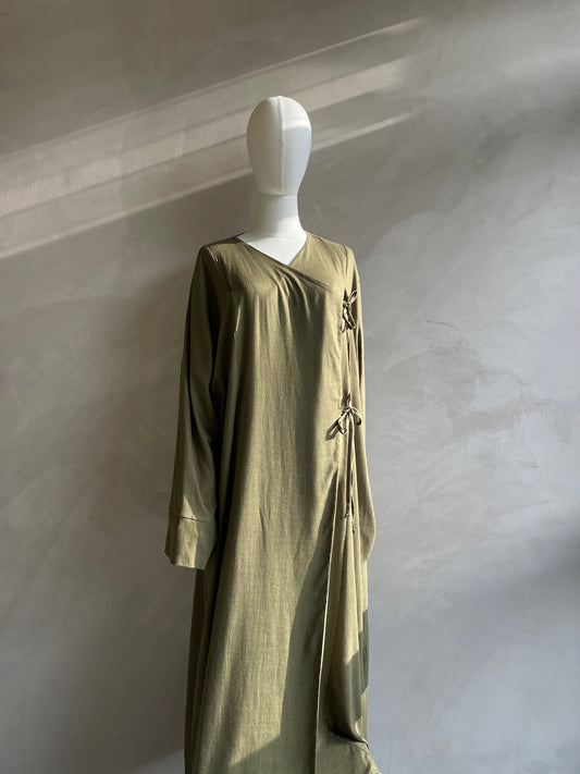Leaf Wrap Tie Abaya